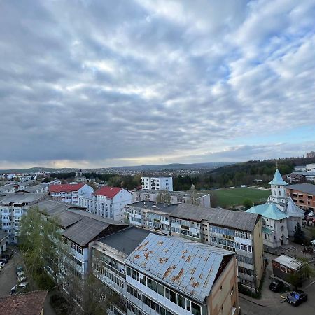 Sunny Luxury Home G. Enescu Suceava Bagian luar foto